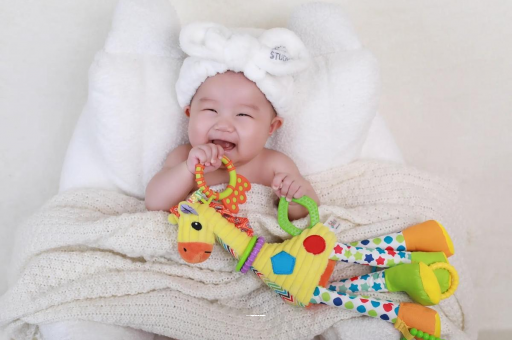 神农架怎么判断宝宝是否斜颈 神农架怎么判断宝宝是否斜颈